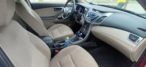 Hyundai Elantra 2014 Red