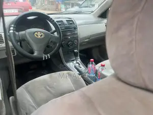 Toyota Corolla 2009 Gray