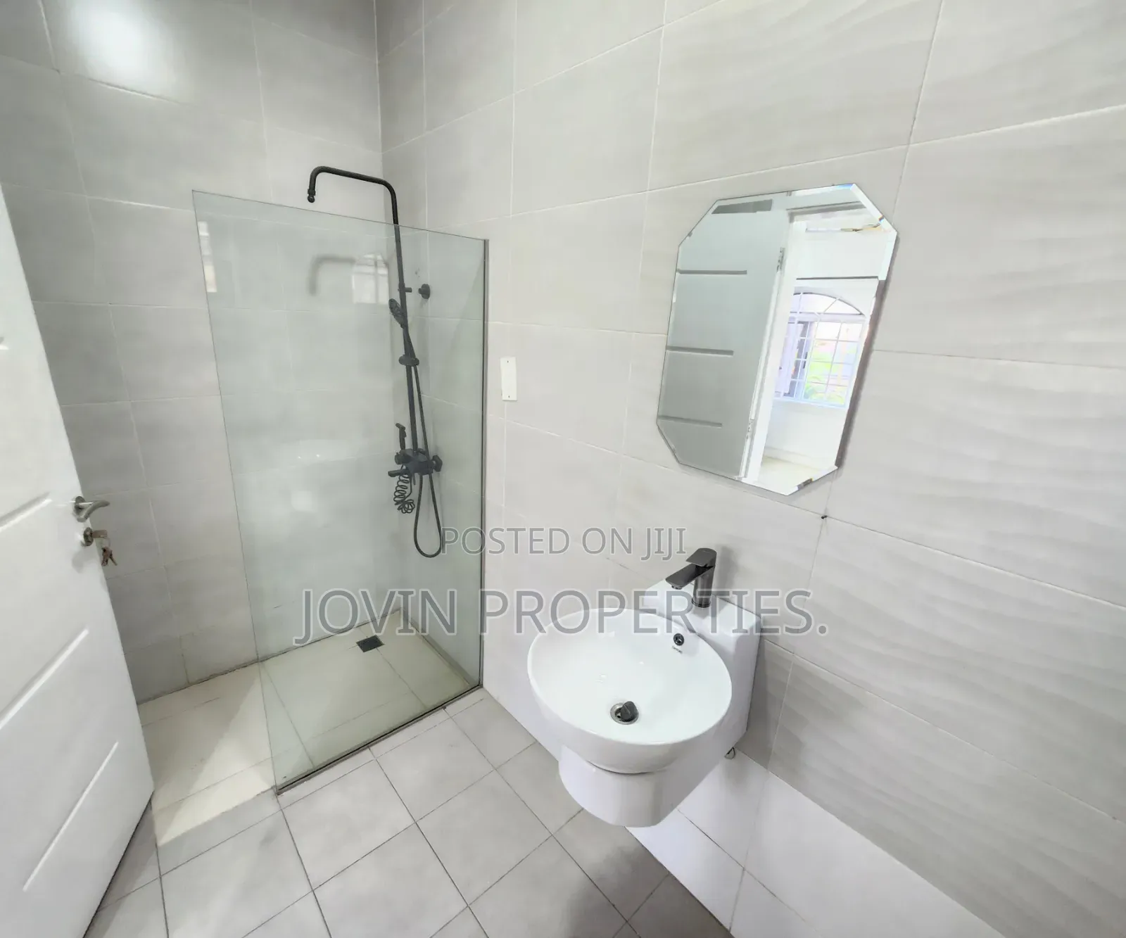 3bdrm Apartment in Jovin Properties, Boundary Road Area for rent