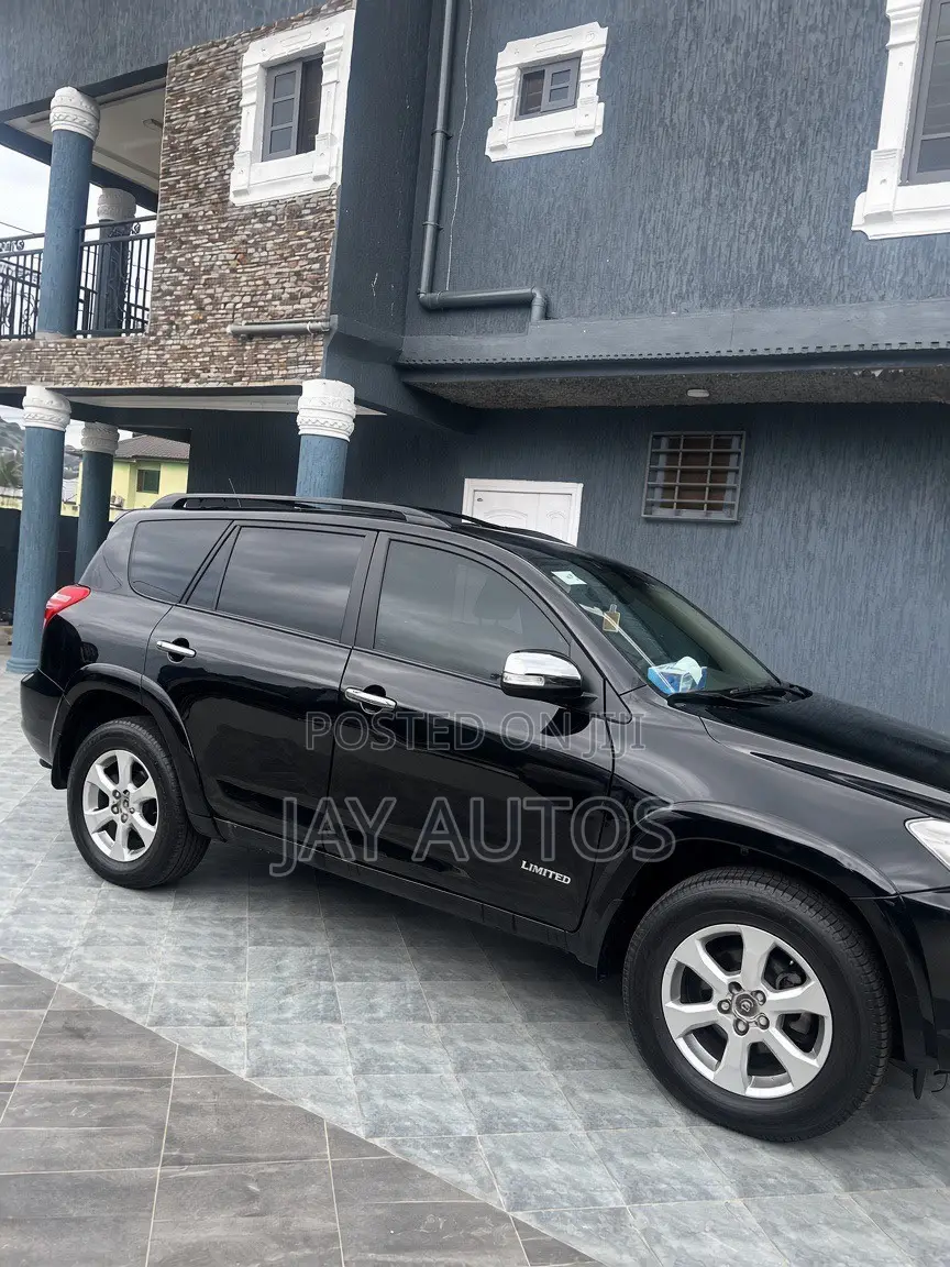 Toyota RAV4 2012 Black