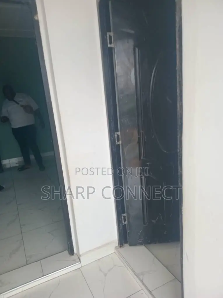1bdrm Apartment in Sharp-Connect, Adade for rent
