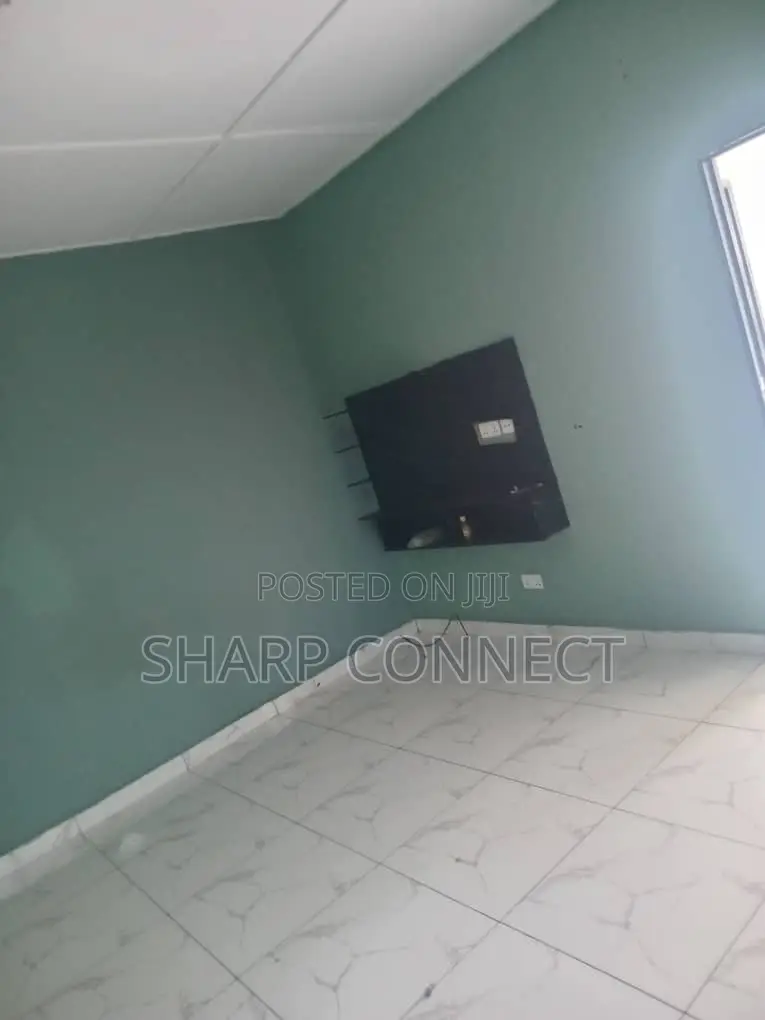 1bdrm Apartment in Sharp-Connect, Adade for rent