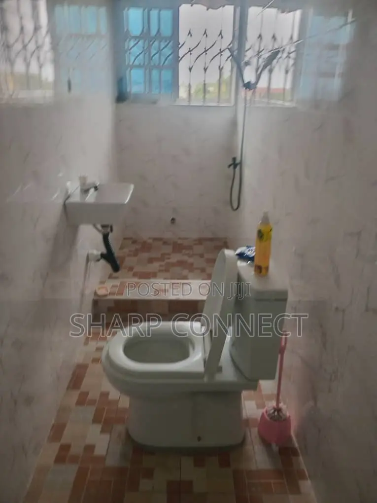 1bdrm Apartment in Sharp-Connect, Adade for rent