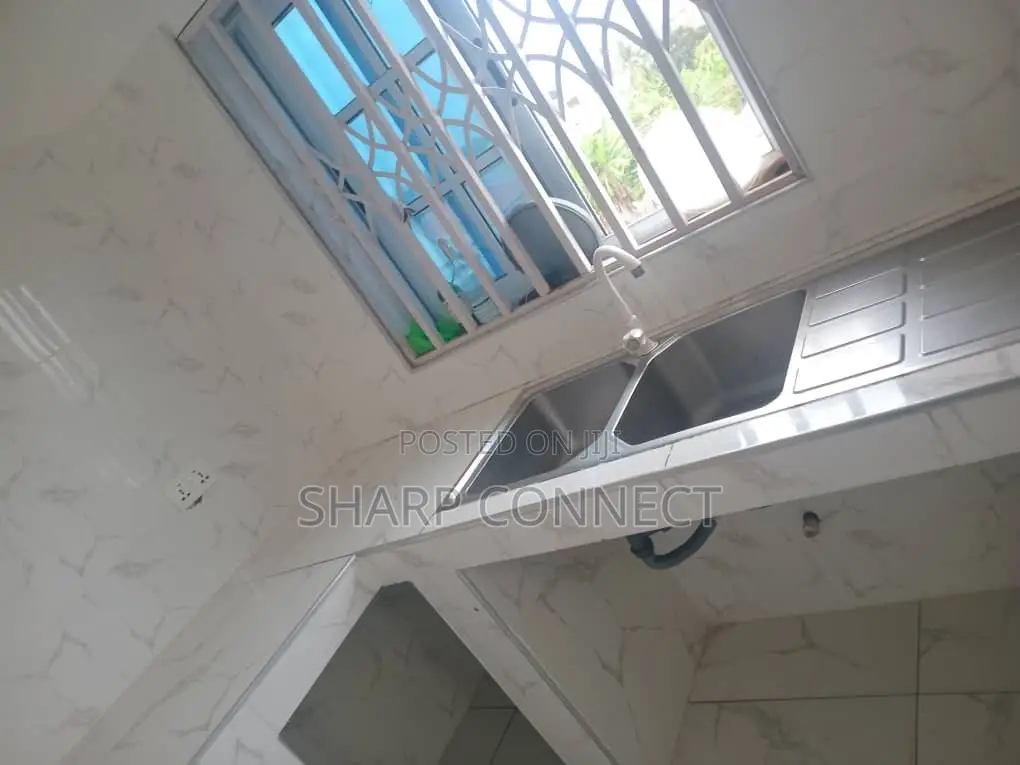 1bdrm Apartment in Sharp-Connect, Adade for rent