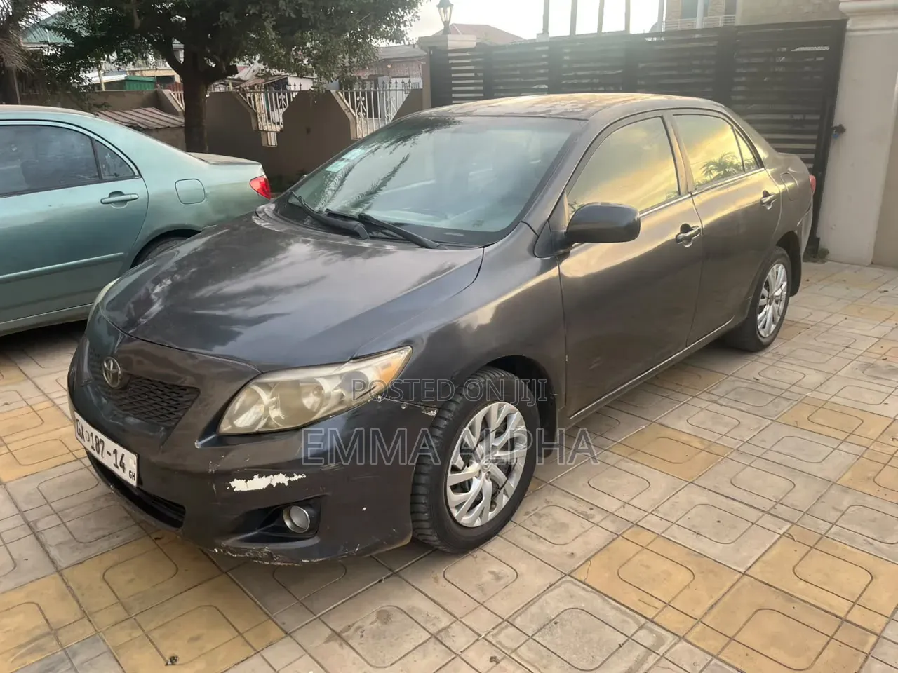 Toyota Corolla 2010 Gray