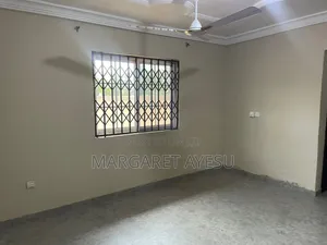 3bdrm Apartment in Oyarifa Mall Area for rent