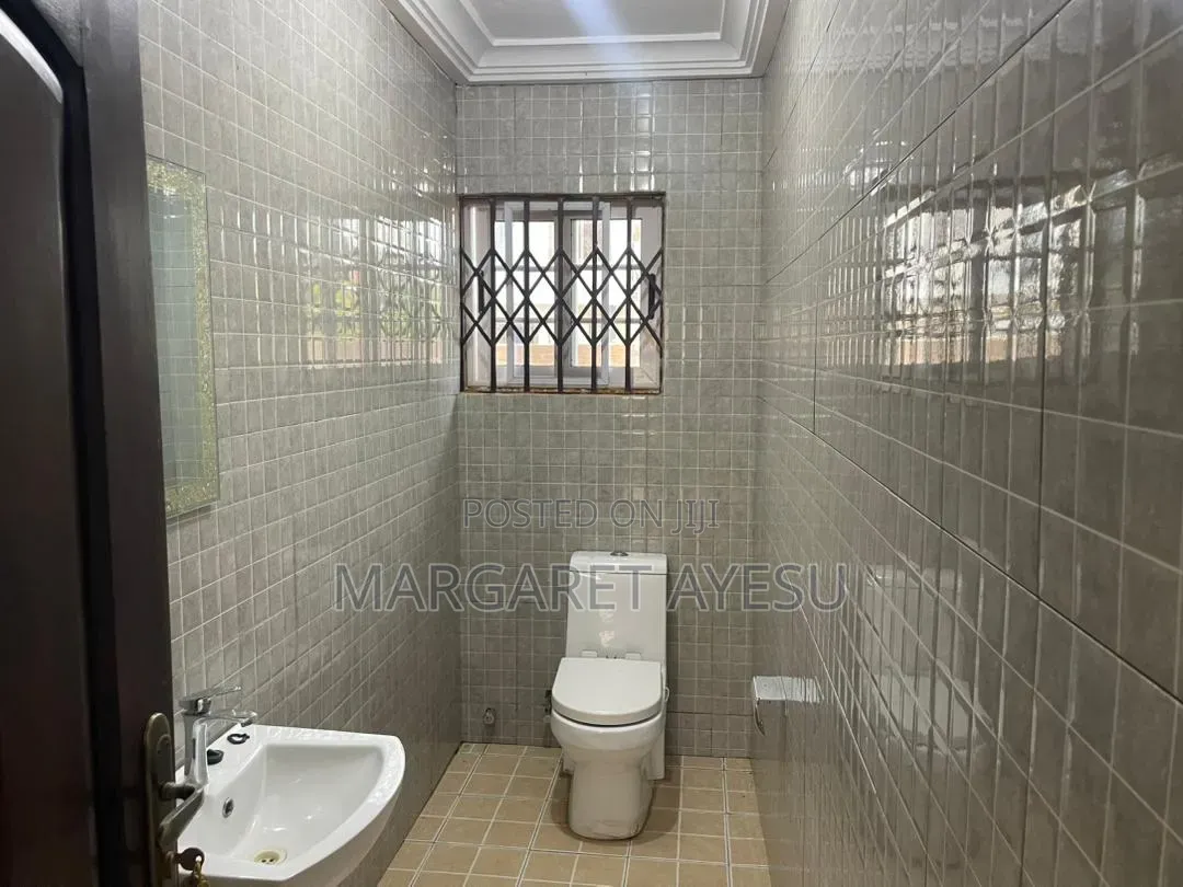 3bdrm Apartment in Oyarifa Mall Area for rent