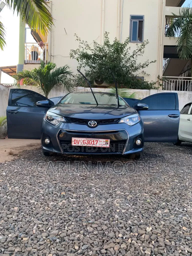 Toyota Corolla 2016 Silver