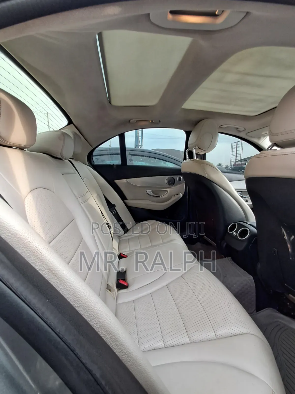 Mercedes-Benz C300 Base 4Matic Sedan AWD (2.0L 4cyl 7A) 2016 Gray
