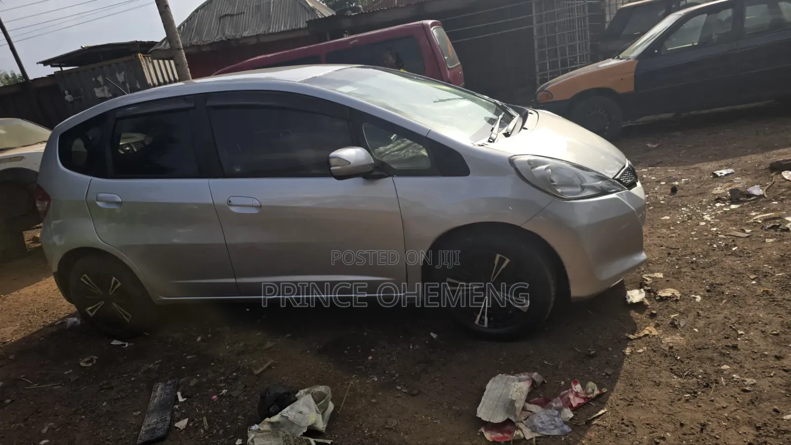 Honda Fit Automatic 2012 Silver