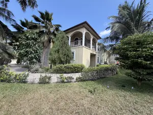 8bdrm House in Charclem Ventures, East Legon for rent