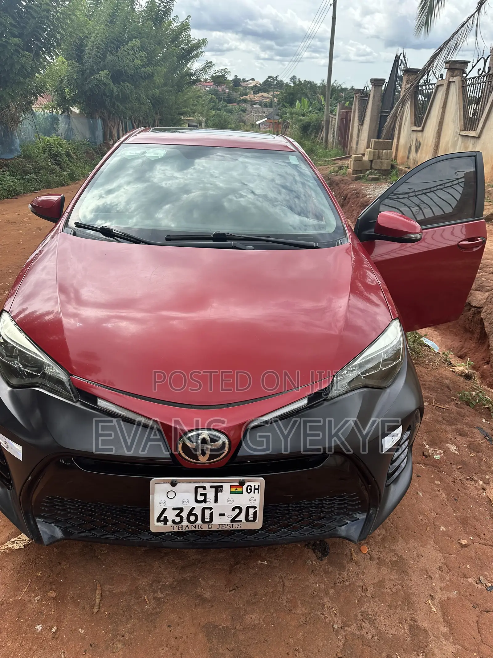 Toyota Corolla 2017 Red