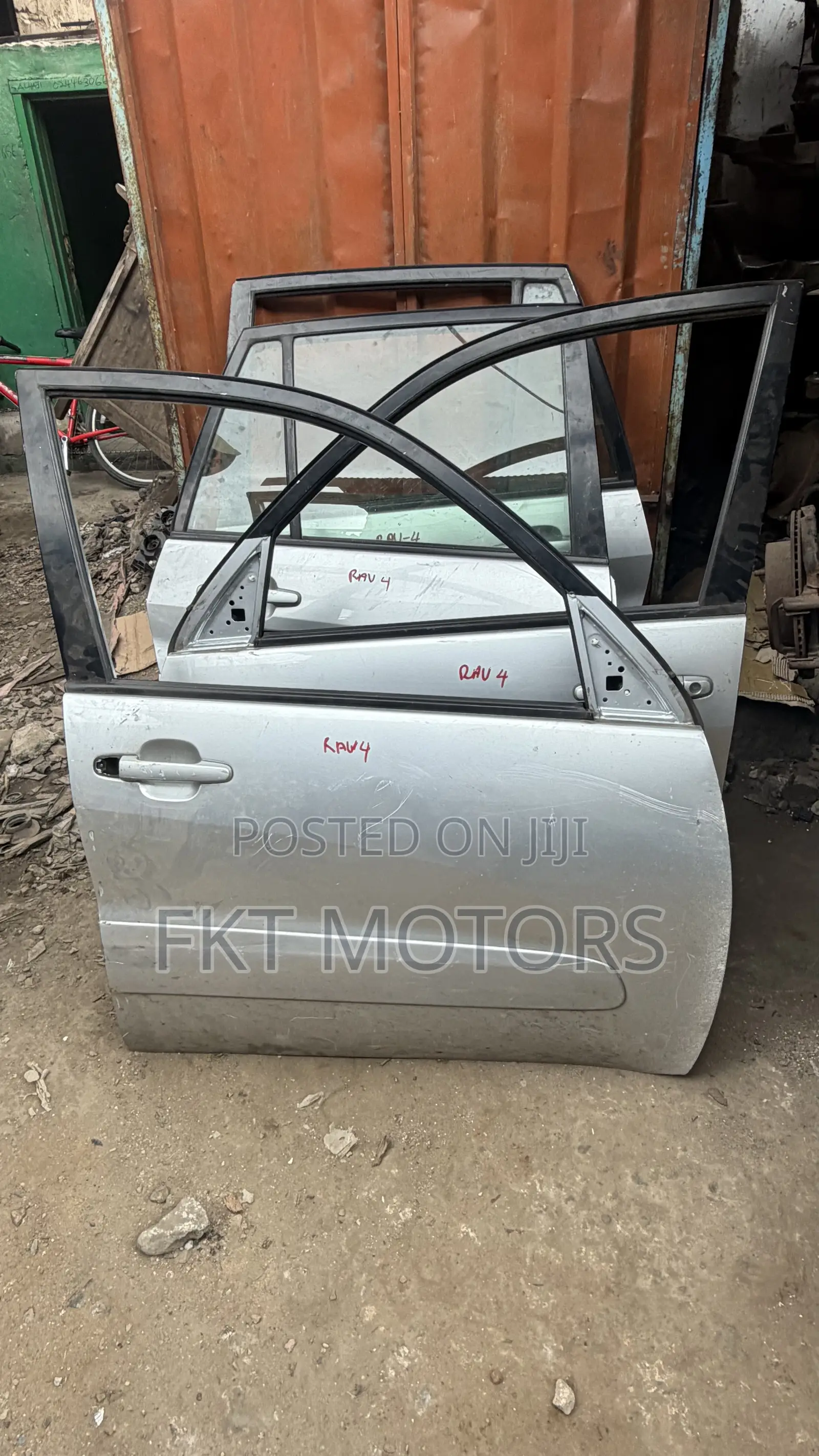 Toyota RAV4 Doors Set 2000,2001,2002,2003,2004,2005