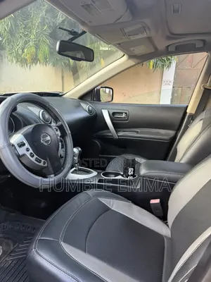 Nissan Rogue SL 2010 Red