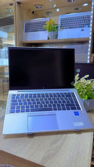 Laptop HP EliteBook 840 G8 16GB Intel Core i5 SSD 256GB