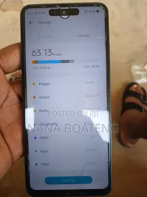 Tecno Spark 30 128 GB Yellow