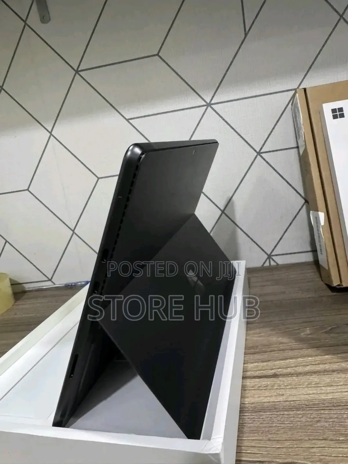 New Laptop Microsoft Surface Pro 8 32GB Intel Core i7 SSD 1T