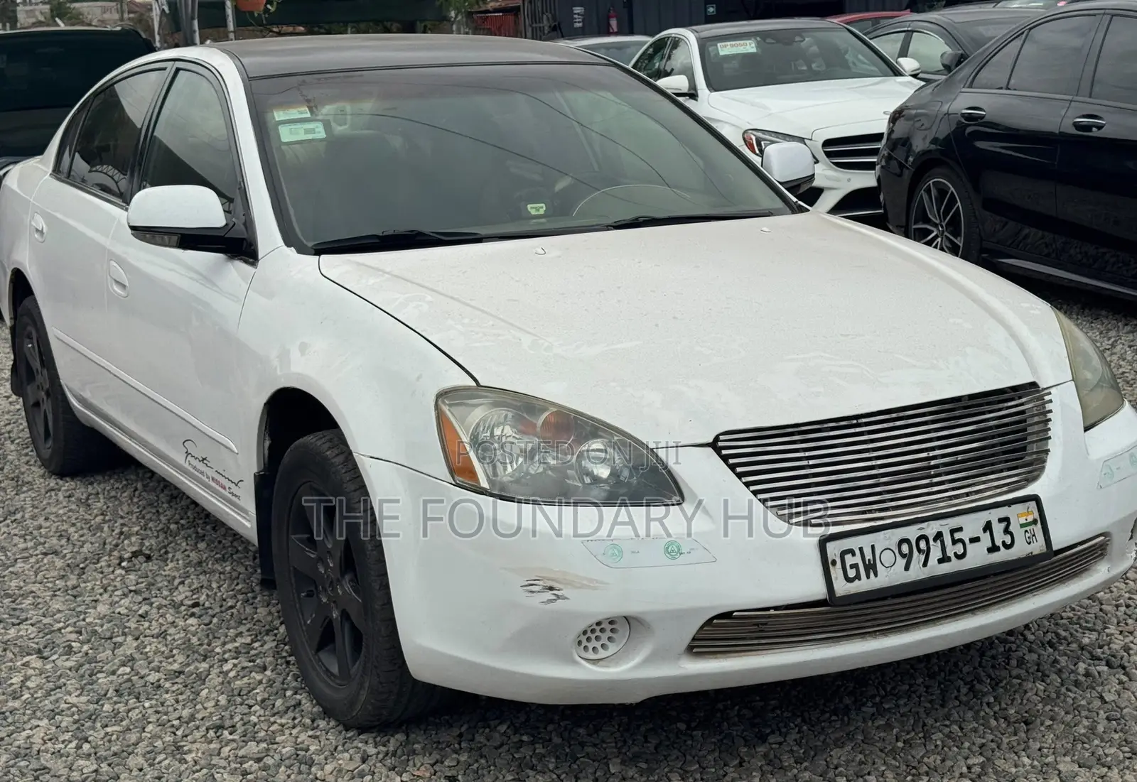 Nissan Altima 2.5 S Sedan 2011 White