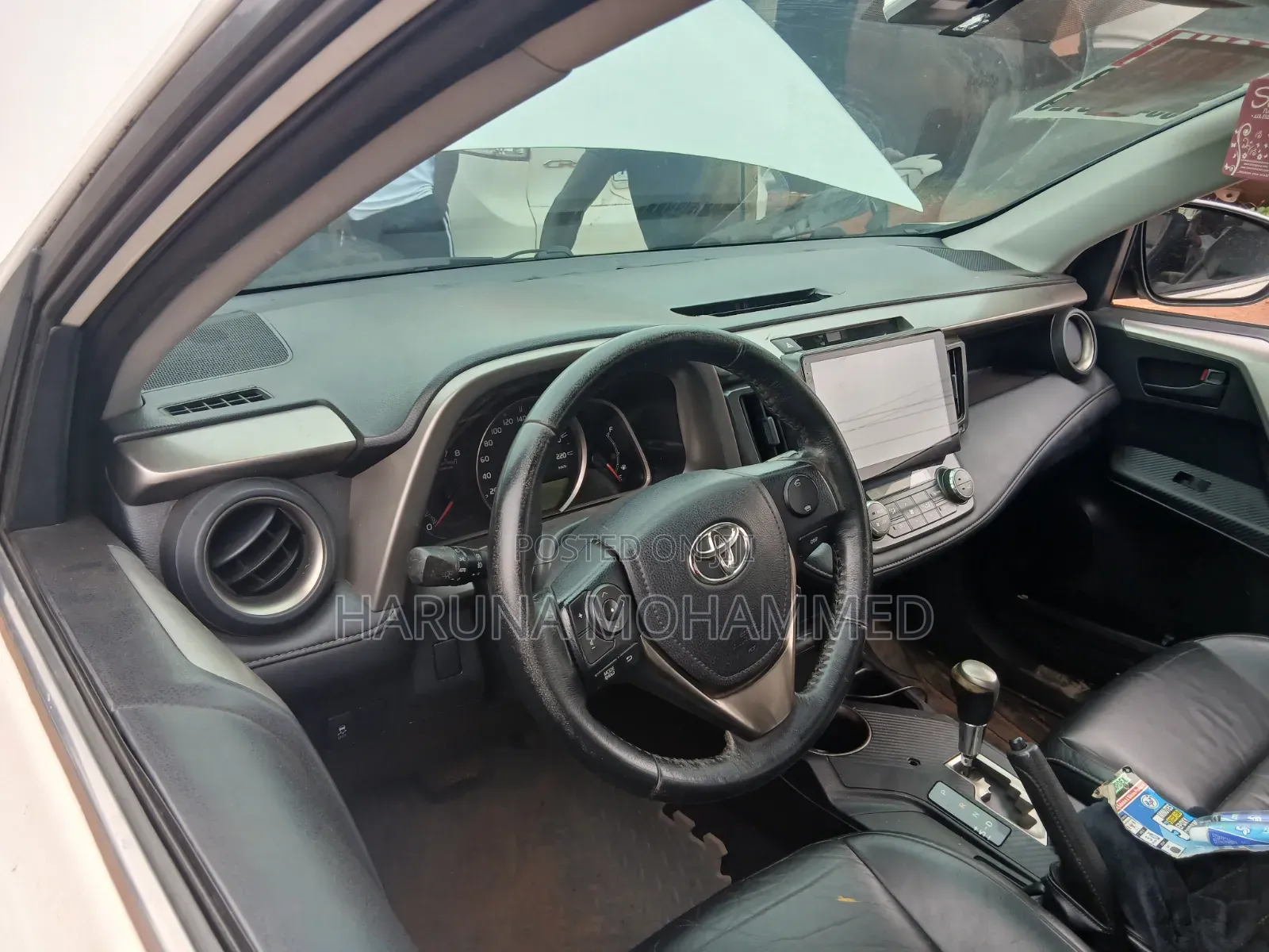 Toyota RAV4 2019 White