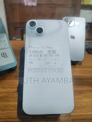 New Apple iPhone 15 Plus 128 GB Silver