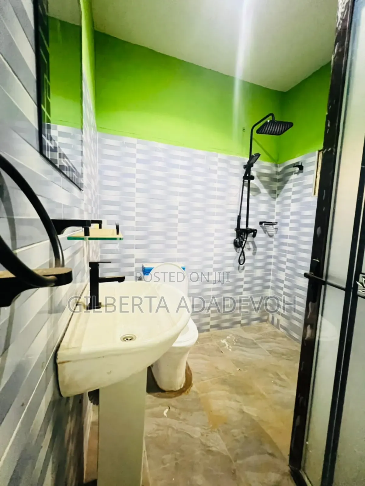 3bdrm Apartment in Oyarifa, Owusu Ansah for rent