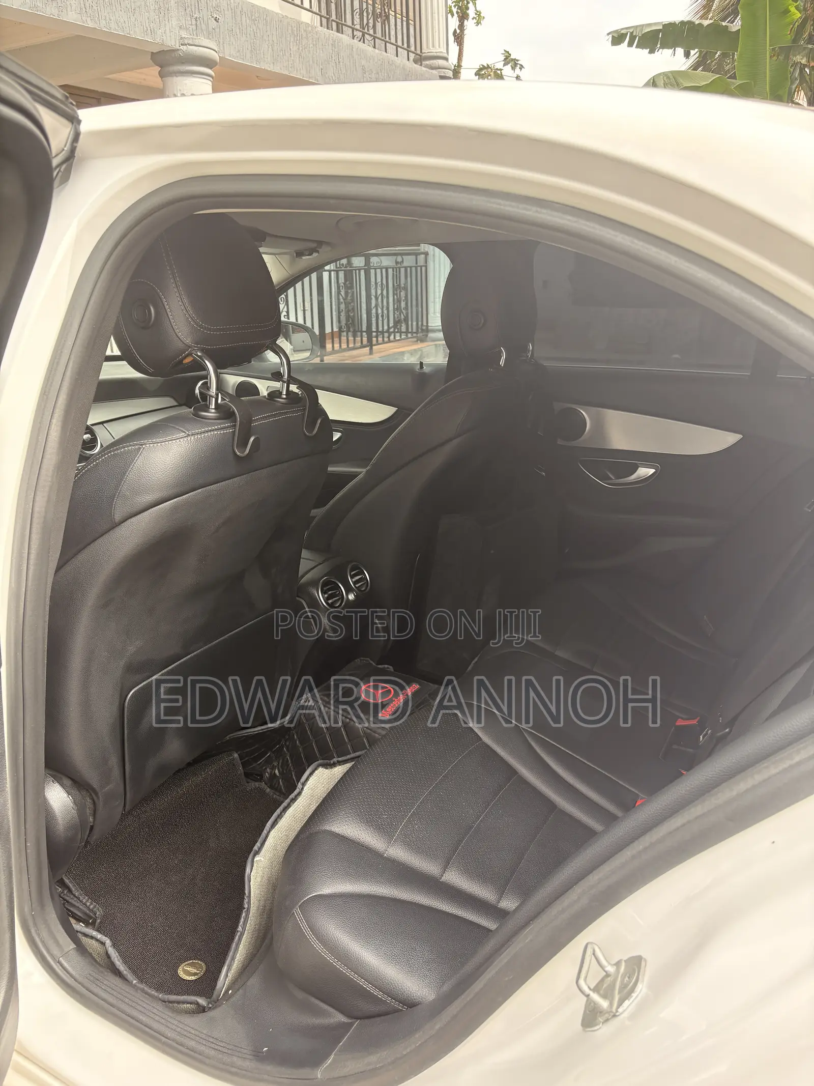 Mercedes-Benz C300 Base Sedan RWD (2.0L 4cyl 7A) 2016 White