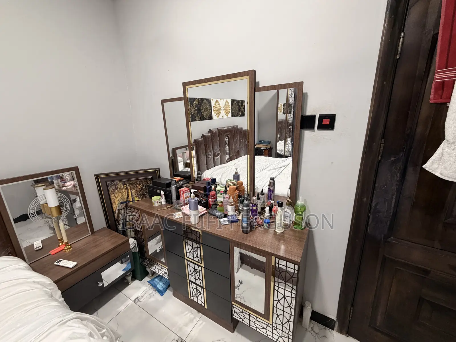 Complete Modern King Size Bed With Wardrobe and Drawers