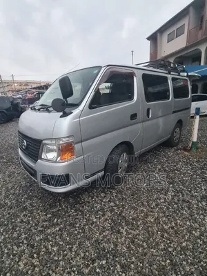 Nissan Caravan 2002 Silver