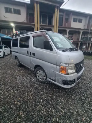 Nissan Caravan 2002 Silver