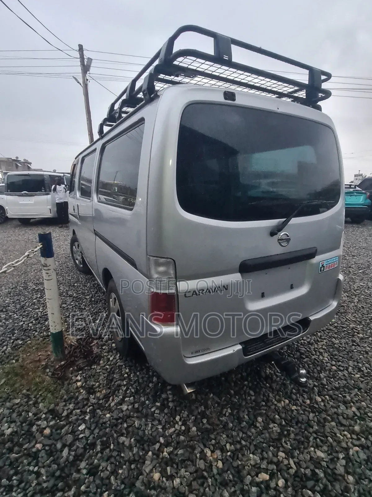 Nissan Caravan 2002 Silver