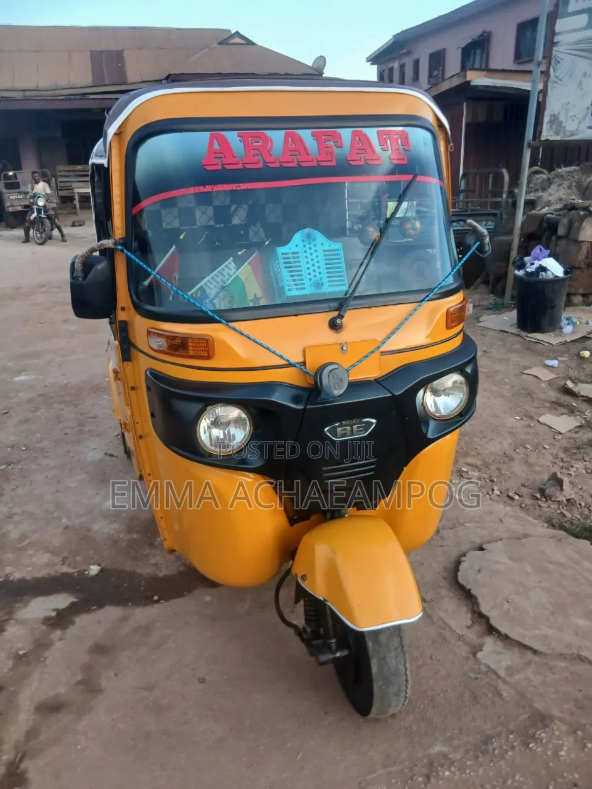 Bajaj RE 2026 Yellow