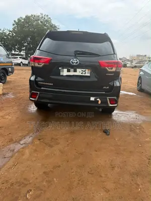 Toyota Highlander XLE 2019 Black