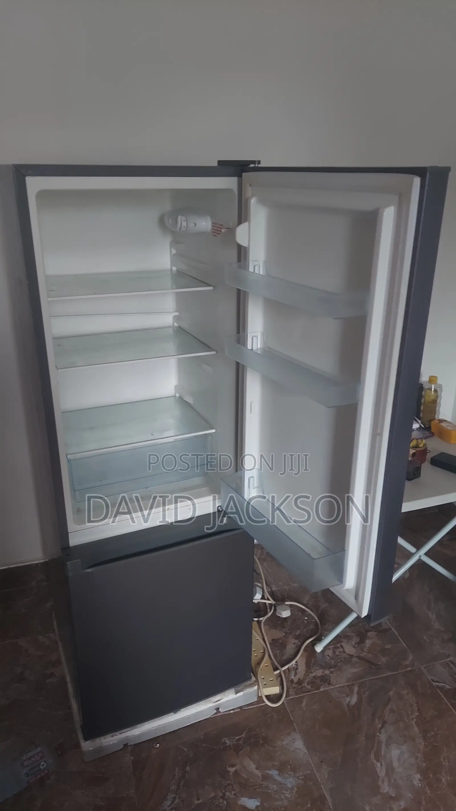 Neat Chigo Double Door Fridge