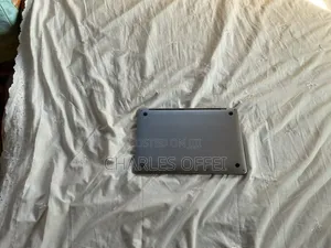 Laptop Apple MacBook Pro 2019 8GB Intel Core i5 SSD 128GB