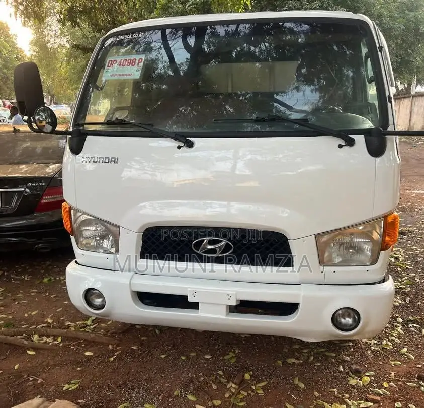 2005 Model Hyundai Mighty