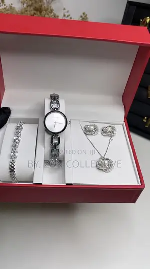 Adora Set (Silver)