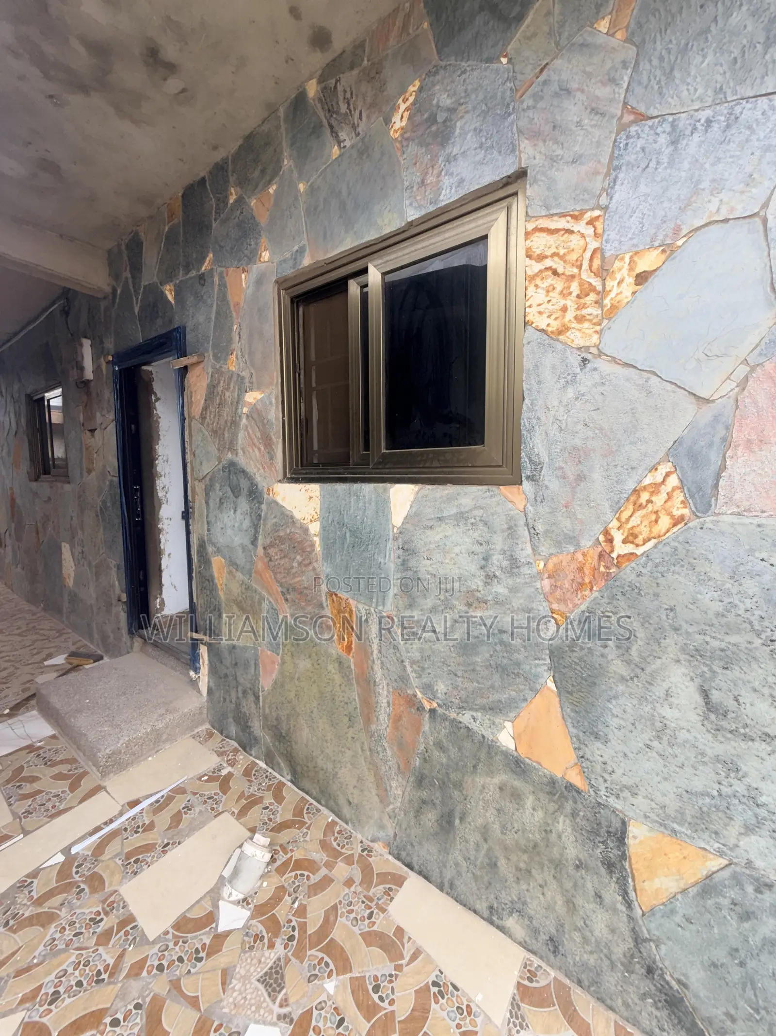 2bdrm Apartment in Kotobabi Area, Spintex for rent