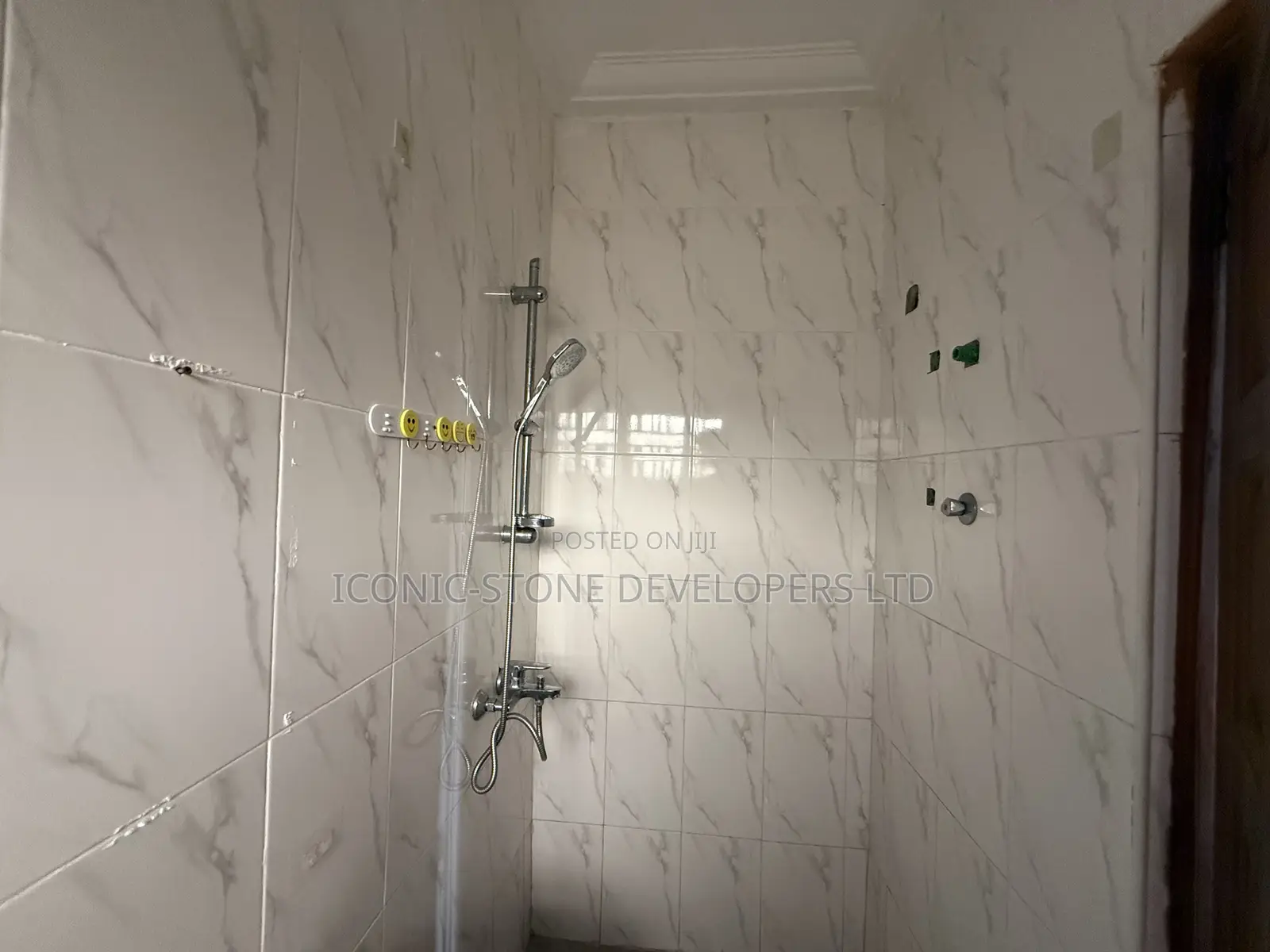 2bdrm Apartment in East Legon  A&C for rent