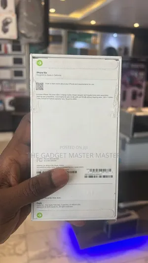 New Apple iPhone 16e 128 GB