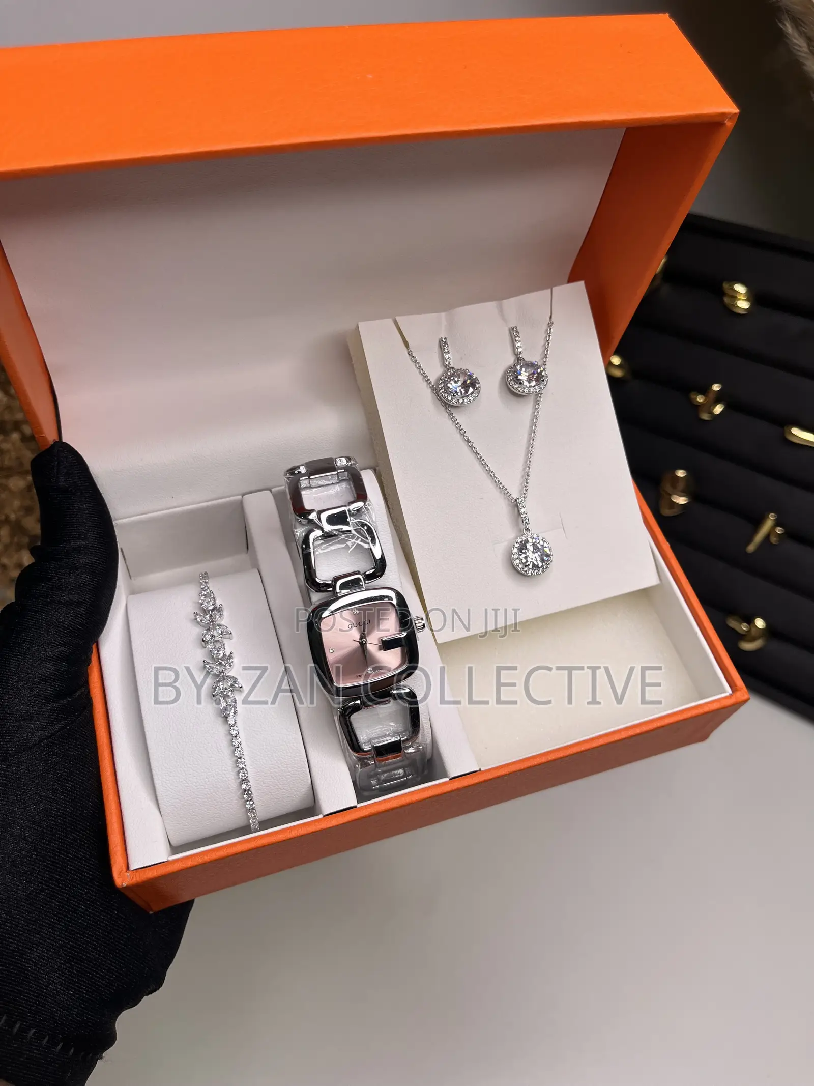 Eleana Set