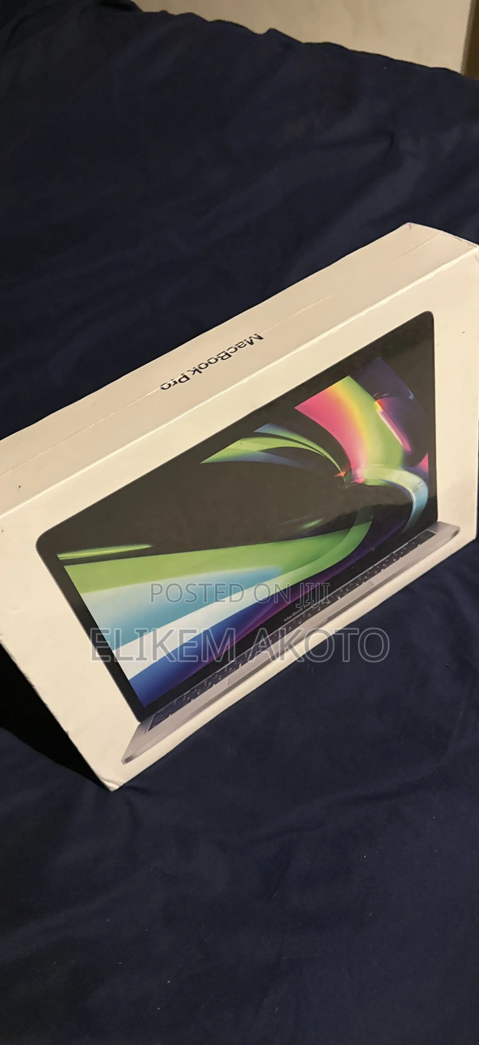 New Laptop Apple MacBook Pro 2023 M2 8GB Apple M2 SSD 512GB