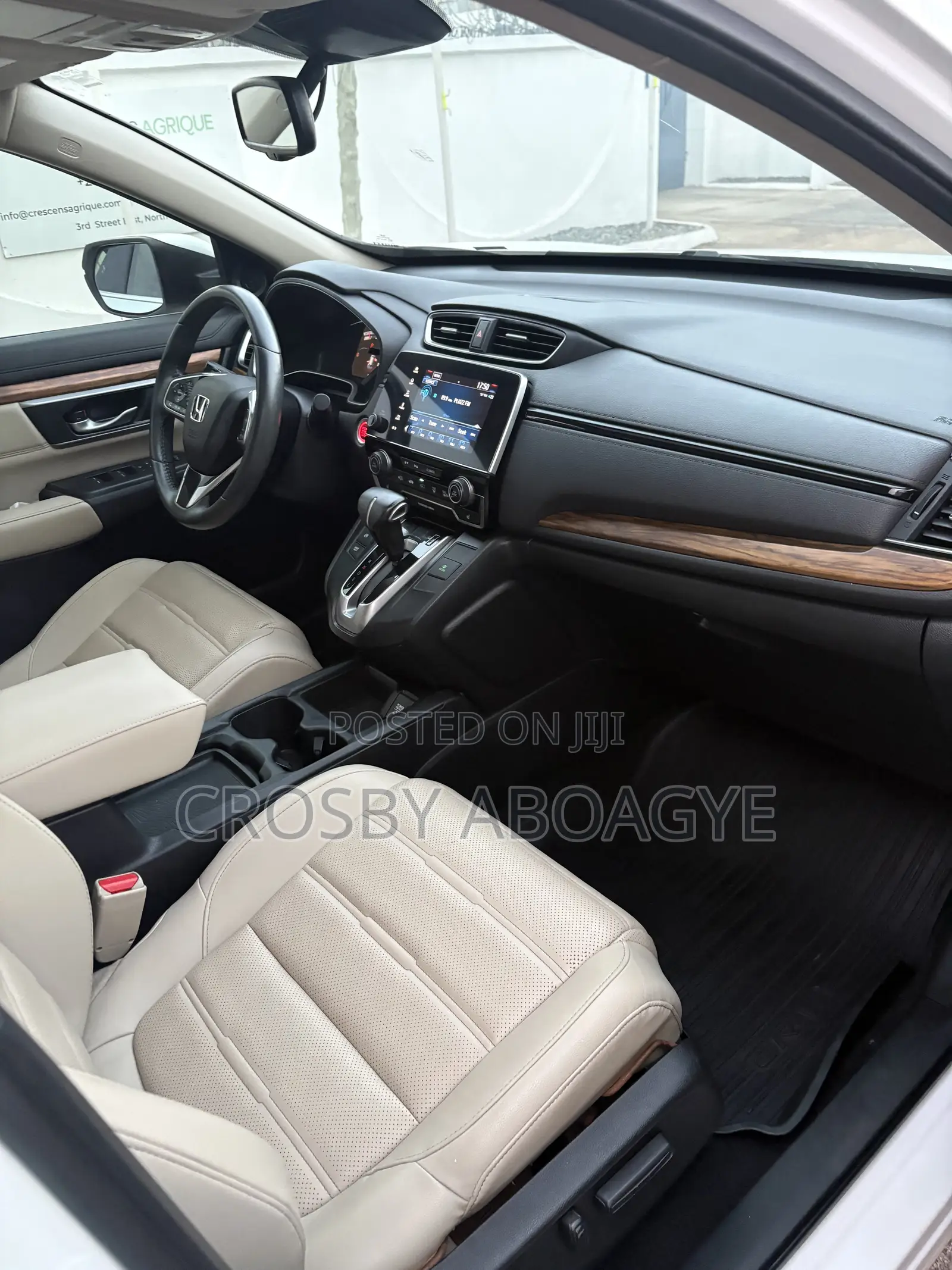 Honda CR-V Touring AWD 2018 White