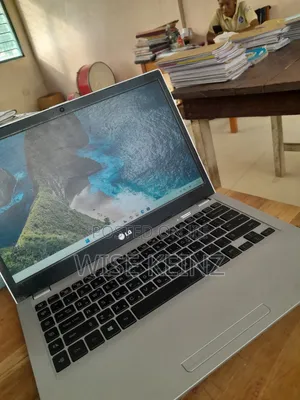 Laptop LG 8GB Intel Core i5 SSHD+SSD 320GB