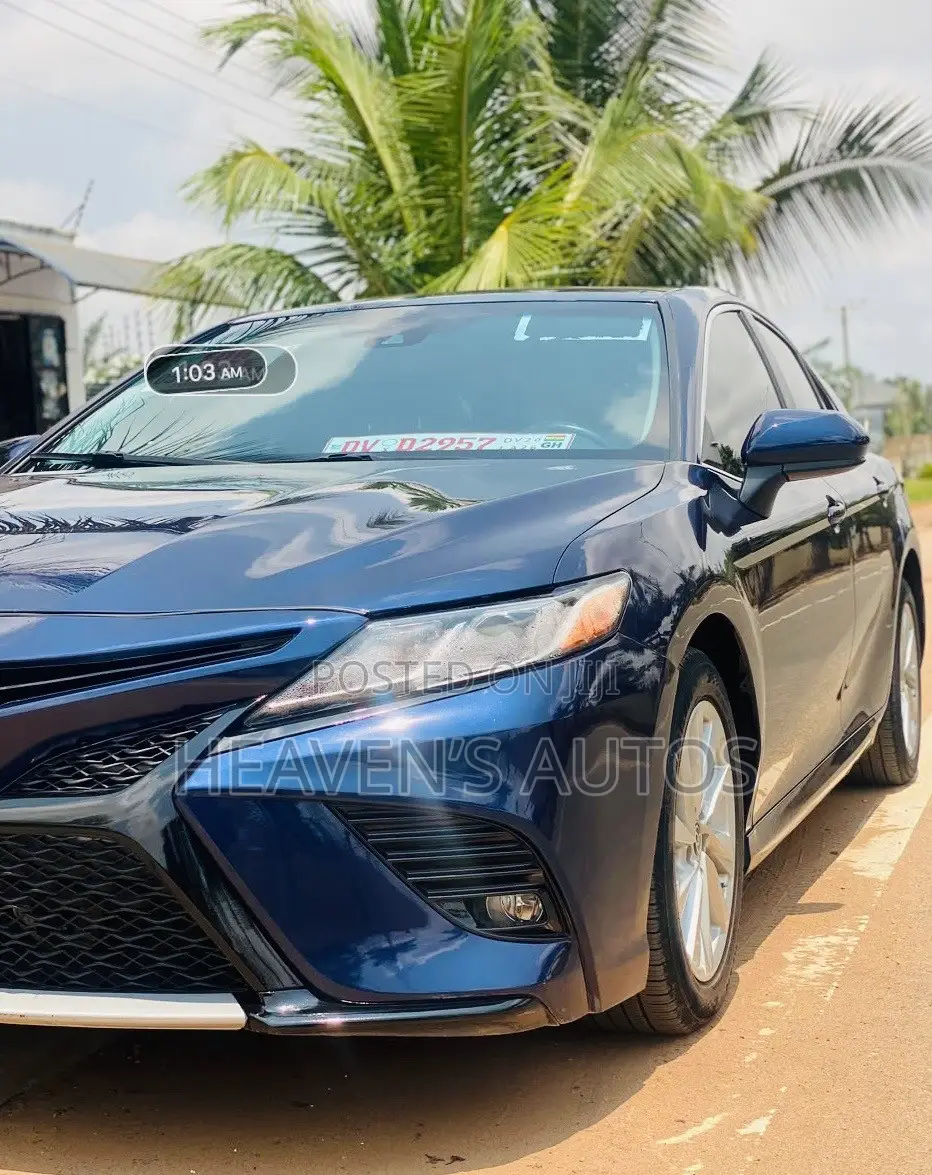 Toyota Camry 2021 Blue