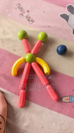 Magnetic Building Blocks With Balls 72pcs With Storage Box