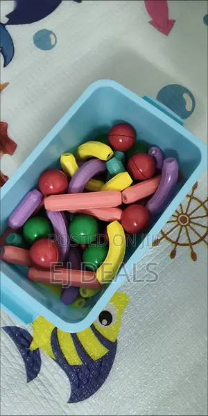 Magnetic Building Blocks With Balls 72pcs With Storage Box