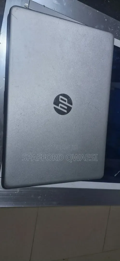 Laptop HP 250 G7 8GB Intel Core i3 HDD+SSD 256GB