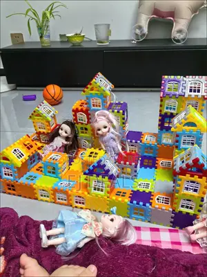 Building Blocks 210 Pieces With Storage Box