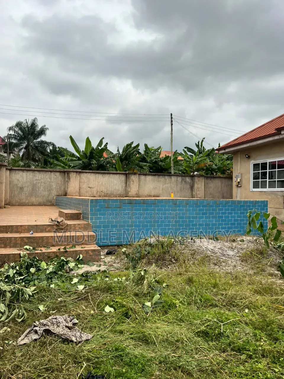 3bdrm House in Middle Man Agency, Kumasi Metropolitan for sale