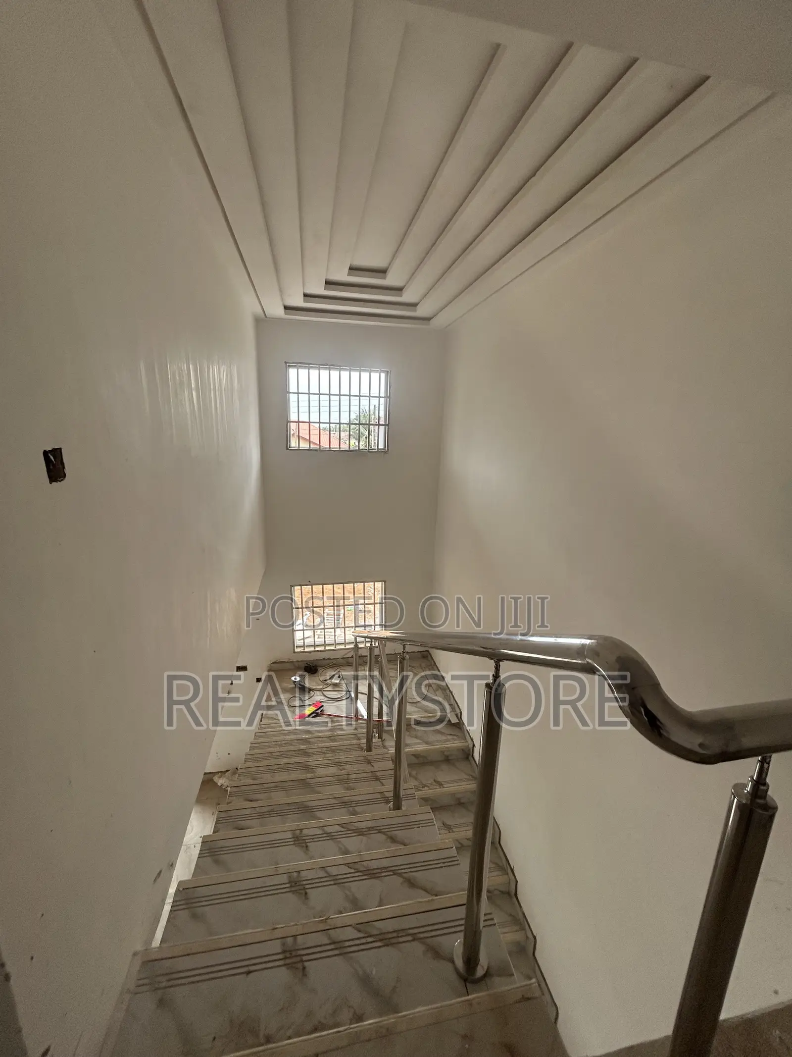 Furnished 5bdrm Duplex in Ashongman Estate, Accra Metropolitan for sale